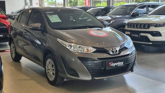 TOYOTA YARIS 1.5 16V FLEX SEDAN XL LIVE MULTIDRIVE